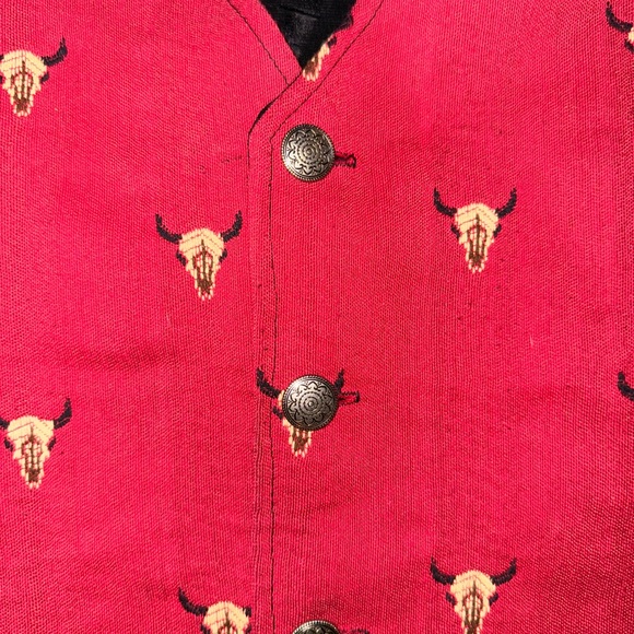 Vintage 80’s Western Vest by Cockney Rebel: Longhorn Skulls on Red: Ladies XL - Picture 3 of 4